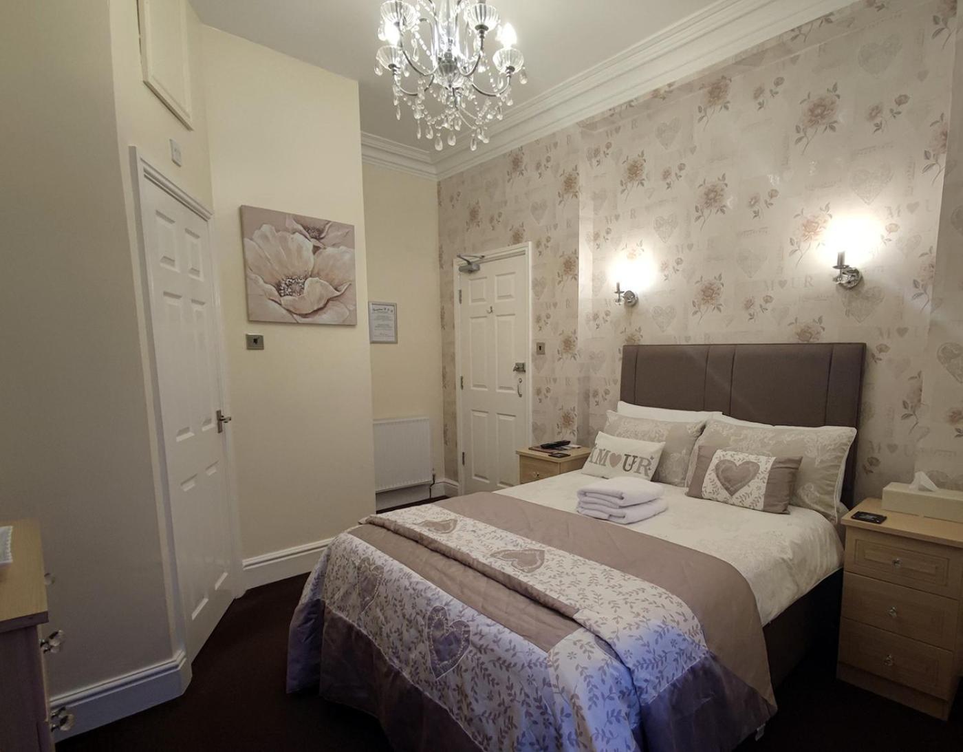 The Rosedene Hotel Llandudno Ngoại thất bức ảnh