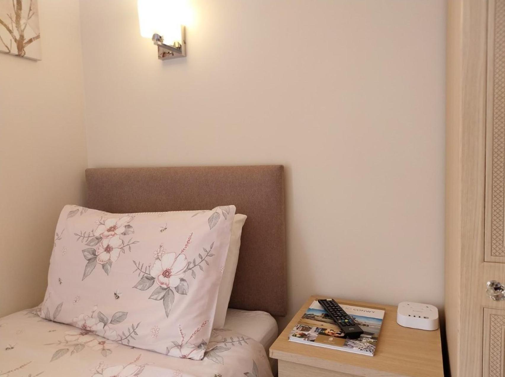 The Rosedene Hotel Llandudno Ngoại thất bức ảnh
